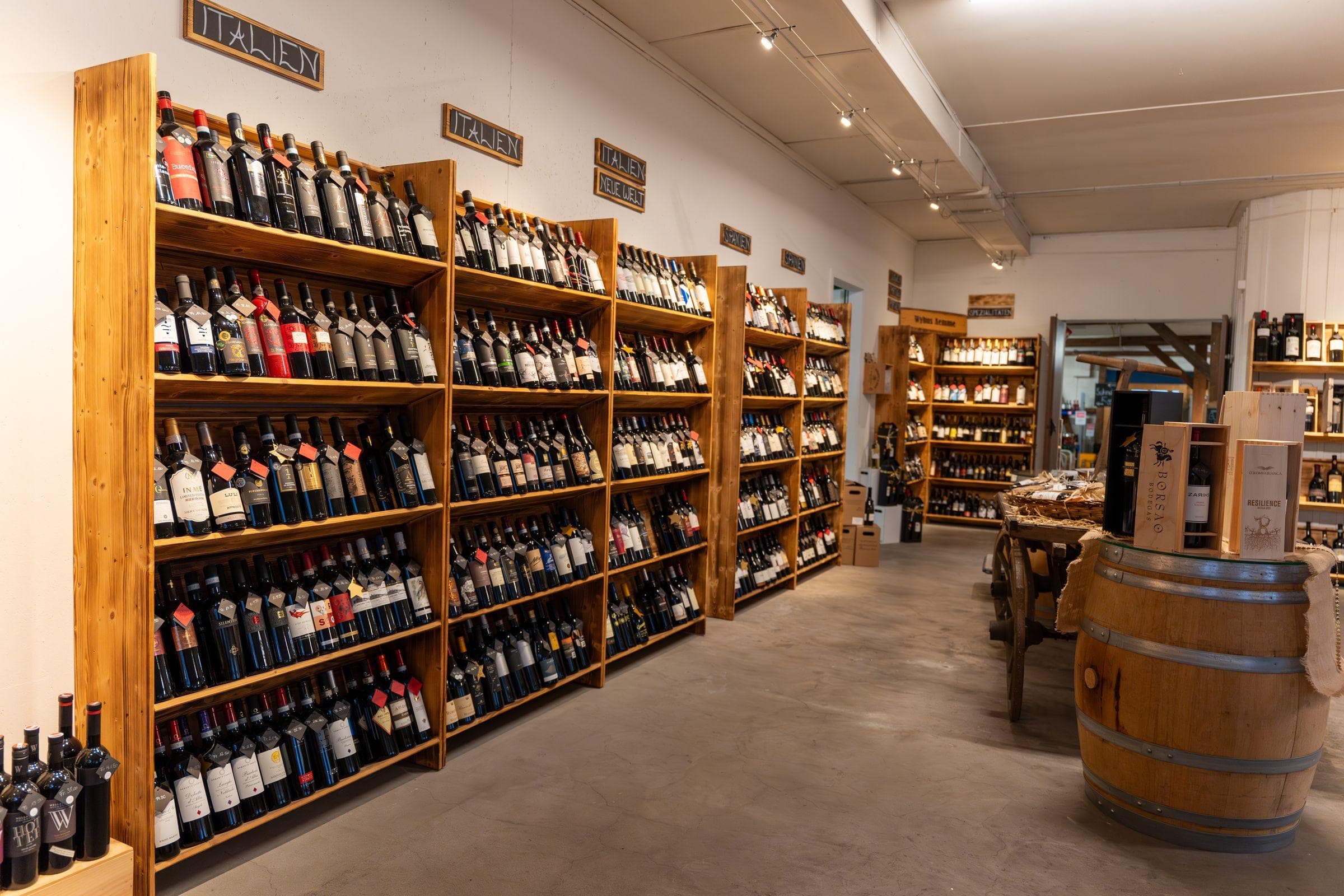 Vinothek Wyhus Aemme in Ramsei — Weinhandlung im Emmental