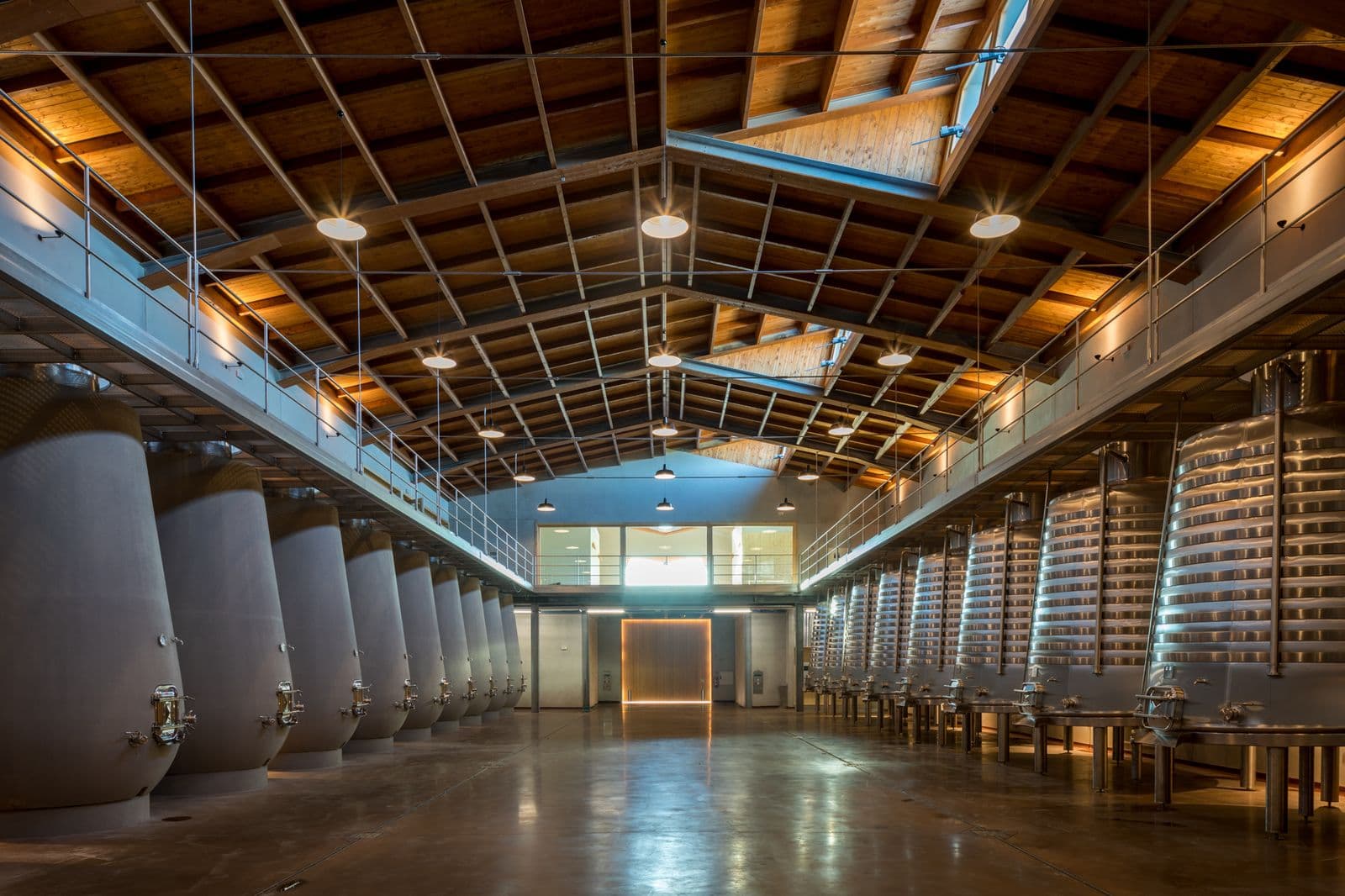 Die Kelterhalle von Taboadella aus Holz und Kork